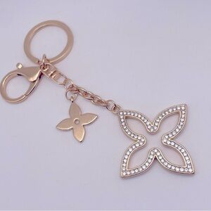 New Rhinestone Clover Bag Charm Keychain